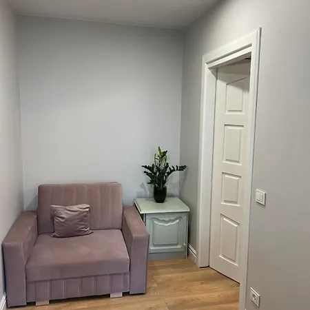 Apartment 15 Minutes To Old Town *