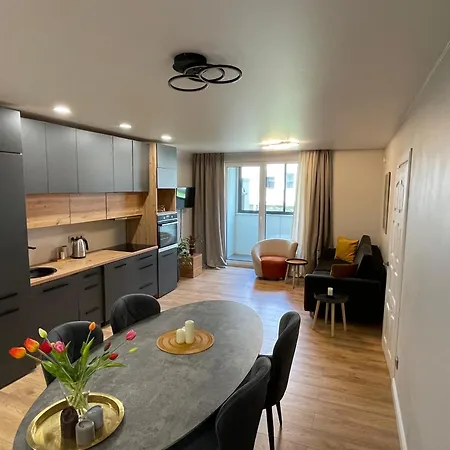 15 Minutes To Old Town Apartment Vilnius